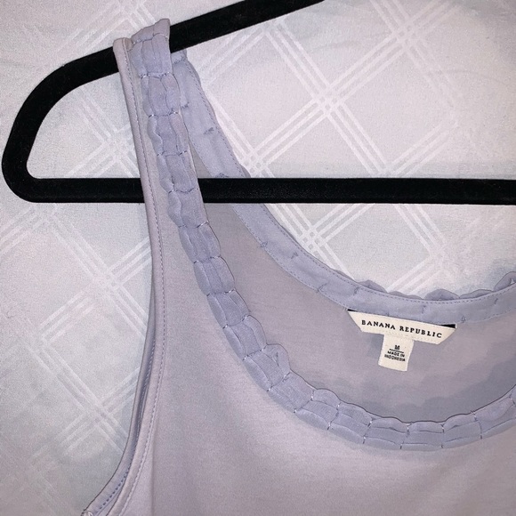 2 4/$25 BANANA REPUBLIC PURPLE TANK TOP - Picture 4 of 6